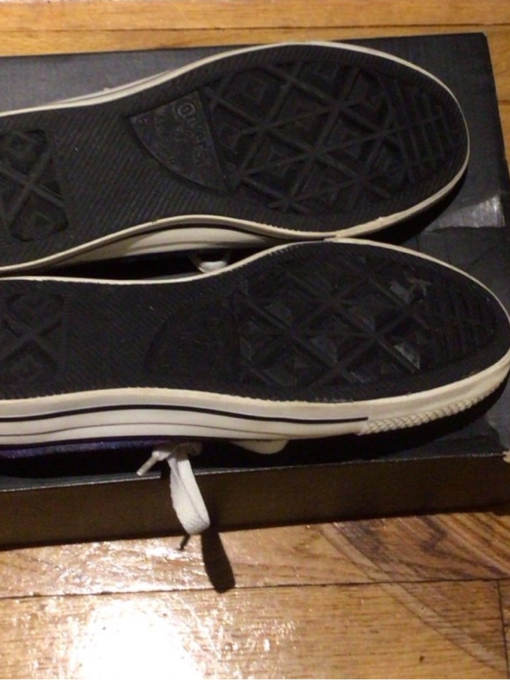 (Like New)Converse Low Top Sneakers — Purple Galaxy Print - Picture 3 of 4